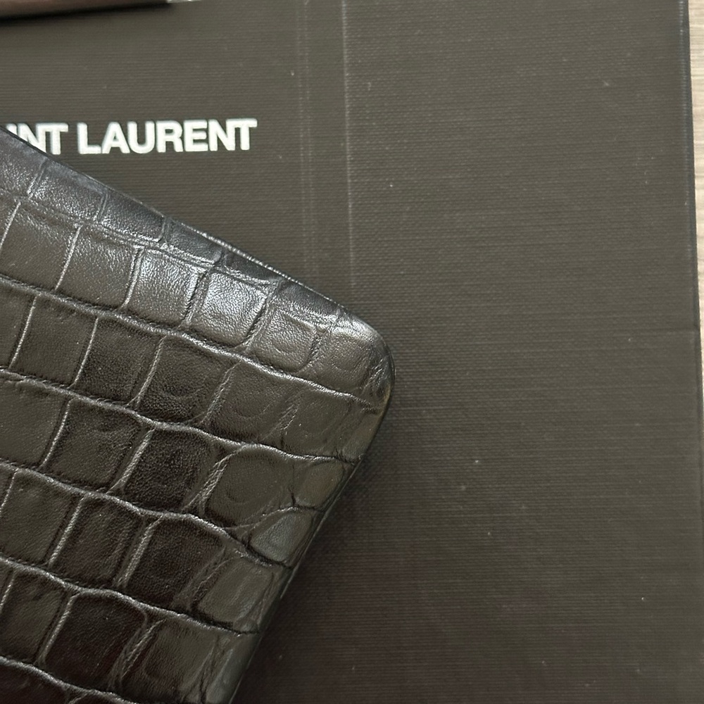 YSL Pouch - Picture 8 of 10